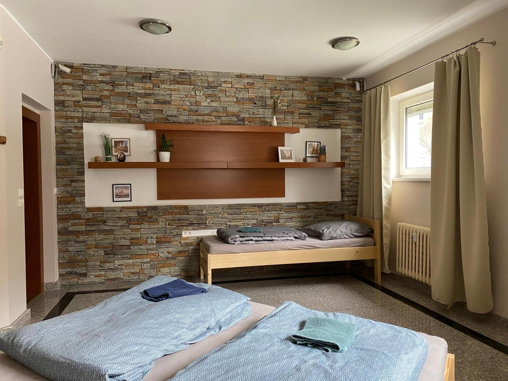 Zen Zone Hostel Μπρατισλάβα Εξωτερικό φωτογραφία
